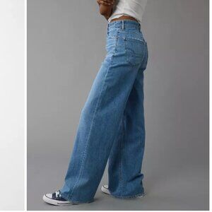 NWT AE Jeans Dreamy Drape Stretch Super High-Waisted Baggy Wide-Leg Jeans